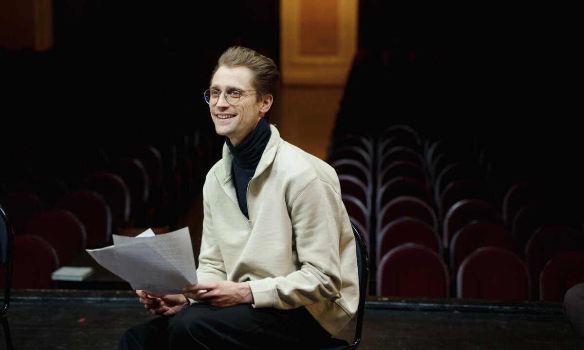 Theatre Artist Template About Page Header Img 1